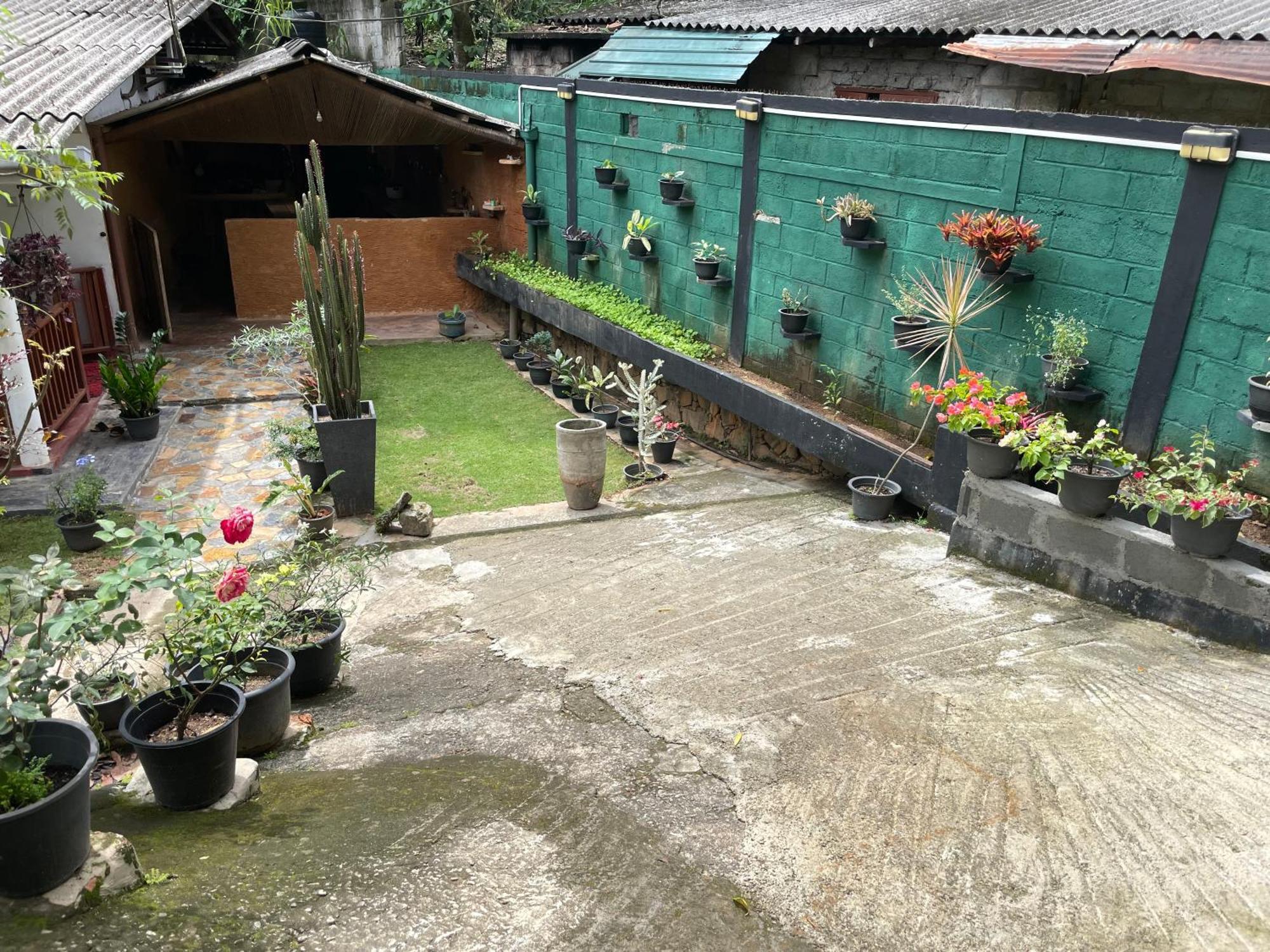 Kandy Food Lovers Home Stay By Ags Exterior photo