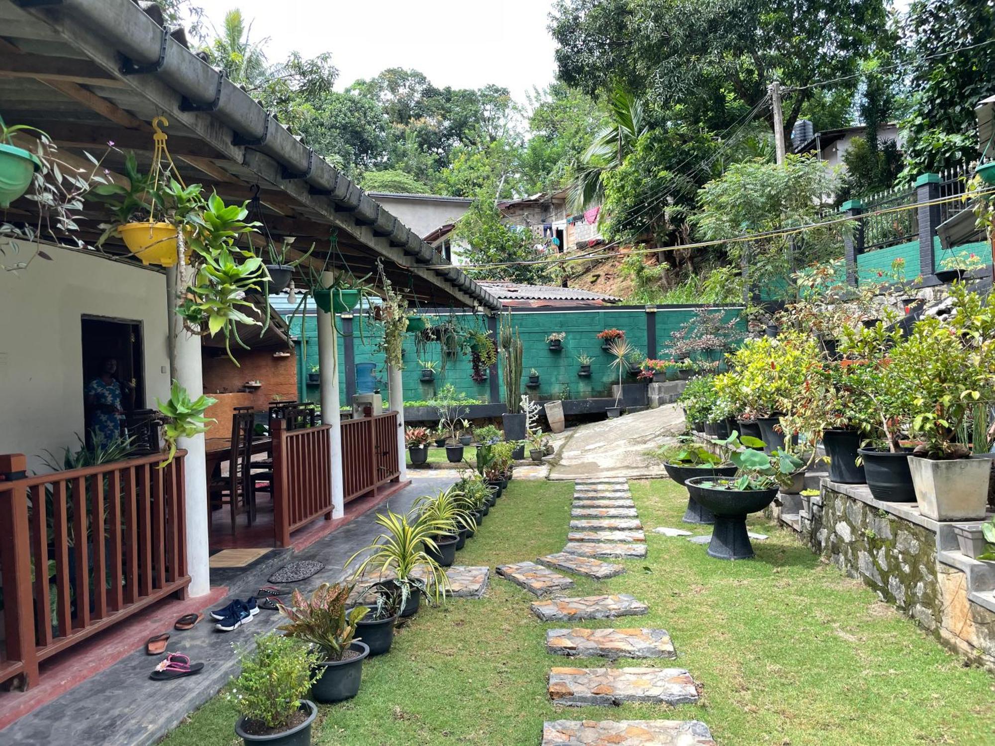 Kandy Food Lovers Home Stay By Ags Exterior photo
